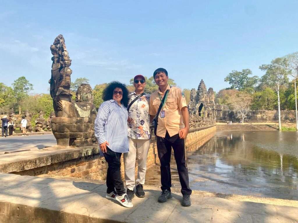 Sunrise Angkor Wat tour